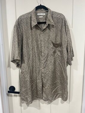 Robert Graham Beige Geometric Short-Sleeve Button-Down